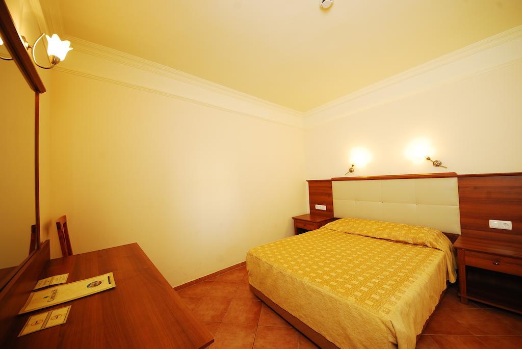 Luna Beach Deluxe Hotel Marmaris Habitación foto